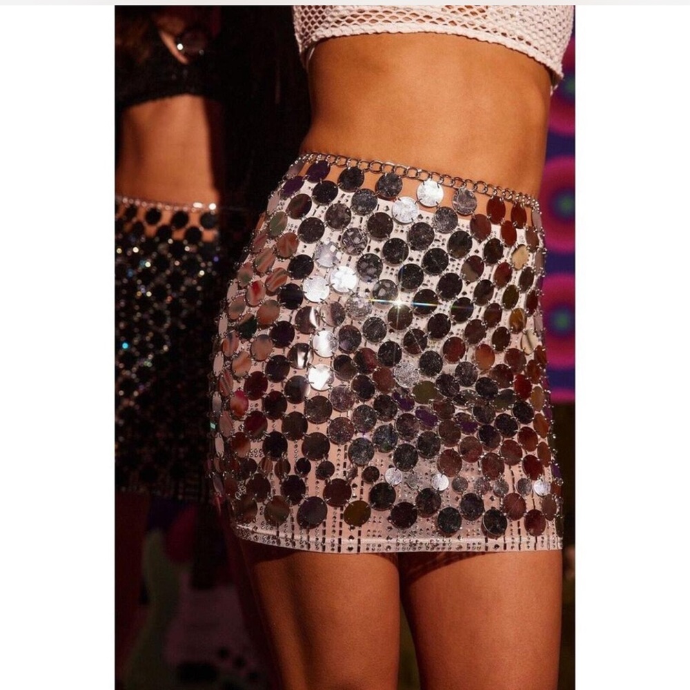 NWT 12th Tribe Metallic Silver Sequin Skirt - Picture 5 of 6